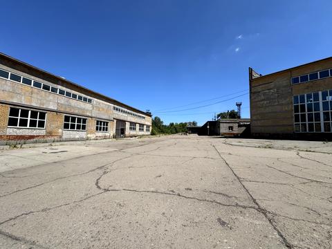 комерційна за адресою Південний просп., 1