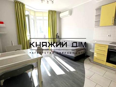 квартира за адресою Митрополита Василя Липківського вул. (Урицького), 18