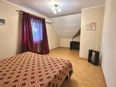 будинок за адресою Юності вул., 10