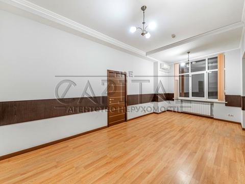 комерційна за адресою Старонаводницька вул., 6-Б