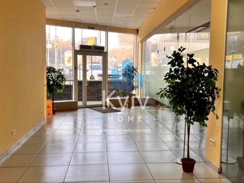 коммерческая по адресу Нововокзальная ул., 2