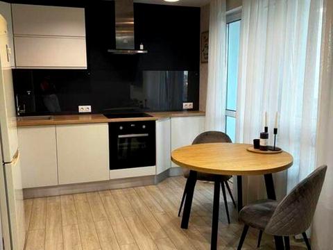 квартира за адресою Київ, Стеценка вул., 75-Б