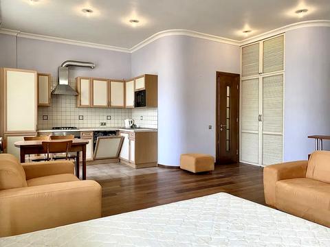 квартира по адресу Лютеранская ул., 4