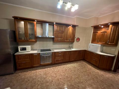 квартира за адресою Євгена Коновальця вул. (Щорса), 36-Б