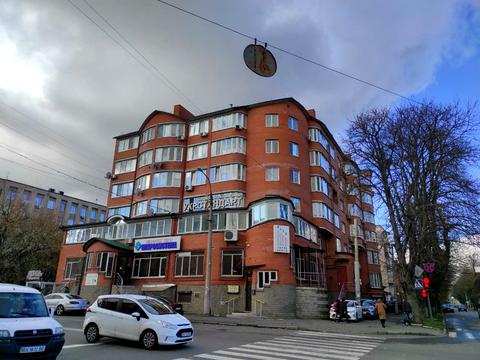 квартира по адресу Героев Майдана ул. (Театральная), 48