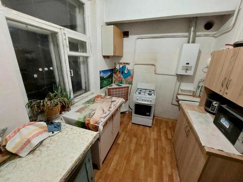 комната по адресу Андрія Мельника ул. (Генерала Тупікова), 3/1