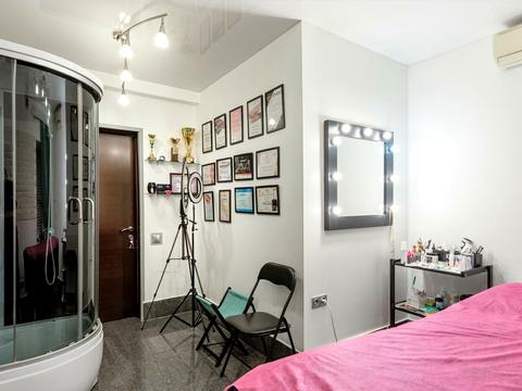 комерційна за адресою Іллінська вул., 10