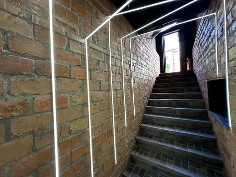 коммерческая по адресу Театральная ул., 4
