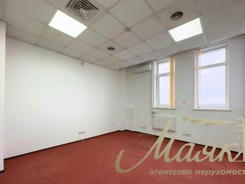 коммерческая по адресу Героїв Космосу ул., 4