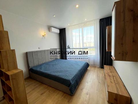 квартира за адресою Дніпровська набережна вул., 17В