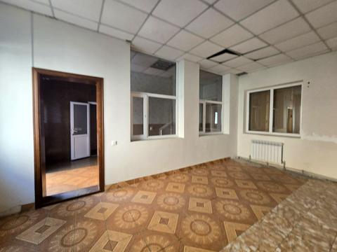 комерційна за адресою Трудова, 1/1