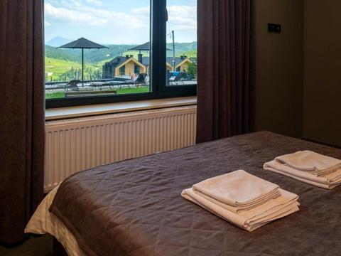 комерційна за адресою Стаїще, 552