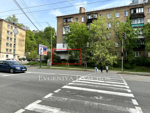 комерційна за адресою Михайла Бойчука вул. (Кіквідзе), 37
