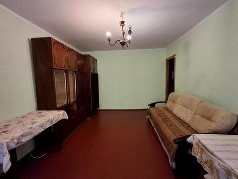 квартира за адресою Ревуцького вул., 8