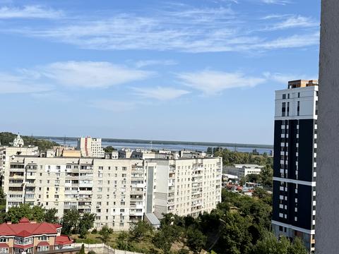 квартира за адресою Набережна вул., 8д