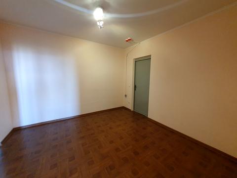 квартира за адресою Миколи Вінграновського вул., 2