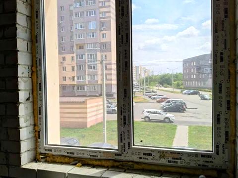 квартира за адресою Сергея Барсукова, 10