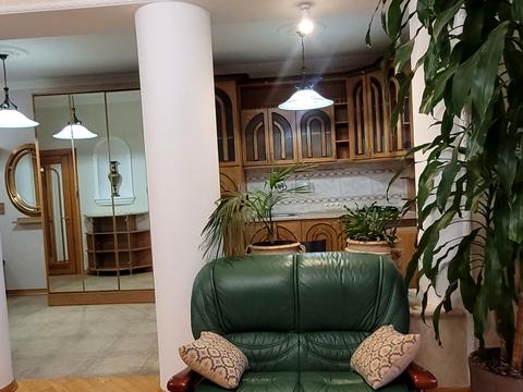 квартира за адресою Ярославів Вал вул., 11