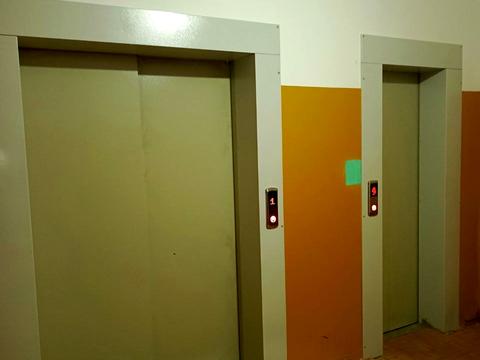 квартира по адресу Небесной Сотни просп. (Маршала Жукова), 10