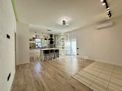 будинок за адресою Успішна