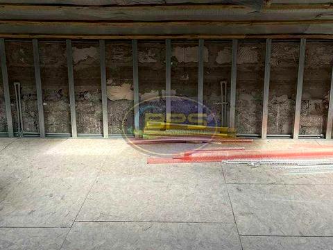 комерційна за адресою Олександрівский, 4