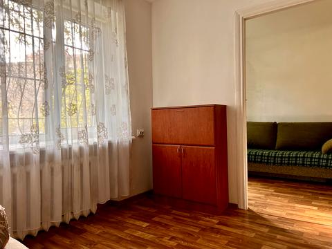 квартира за адресою Введенська вул., 32