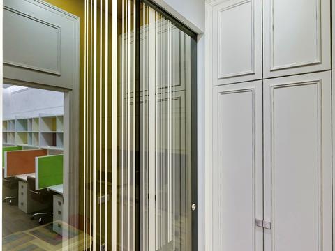 комерційна за адресою Євгена Чикаленка вул. (Пушкінська), 33