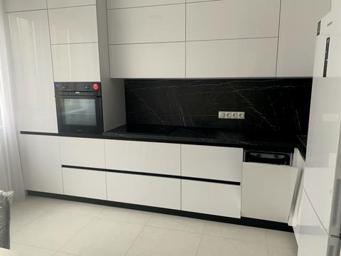квартира за адресою Перлинна вул., 8