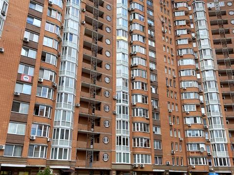 квартира по адресу Осенняя ул., 33