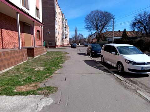 коммерческая по адресу вул. Пересопницька, 170