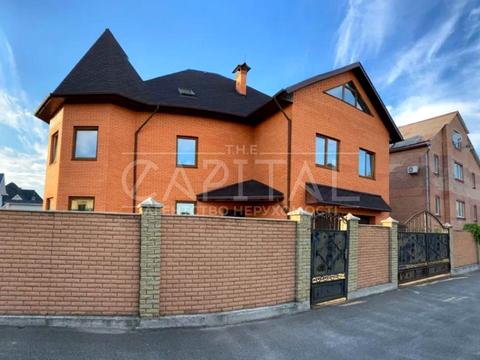 будинок за адресою Центральна вул., 19