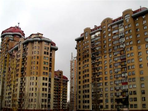 паркоместо по адресу Евгения Коновальца ул. (Щорса), 32-Г