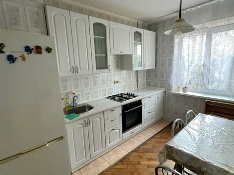 квартира за адресою Сержа Лифаря вул. (Олександра Сабурова), 18