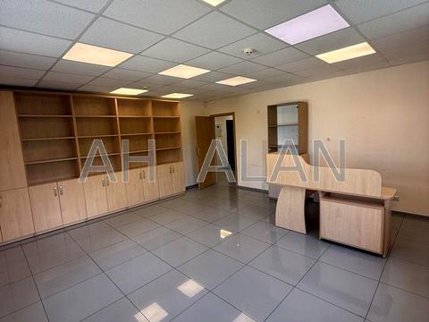 комерційна за адресою Казимира Малевича вул. (Боженка), 68Е