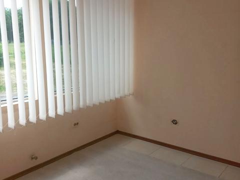 комерційна за адресою Тракторобудівників просп., 107г