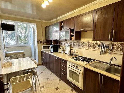 квартира за адресою Олександра Довженка вул., 21Б