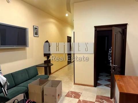 комерційна за адресою Ділова вул. (Димитрова), 6