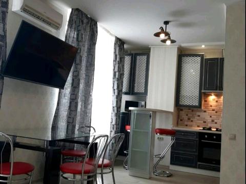 квартира за адресою Практична вул., 1