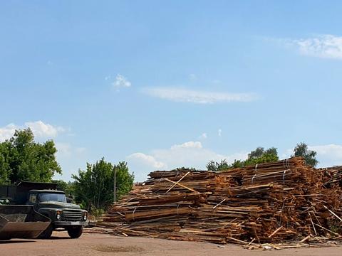 комерційна за адресою Шухевича, 17