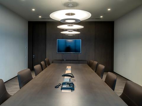 комерційна за адресою Болсуновська вул. (Сергія Струтинського), 13