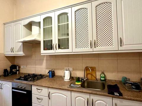 квартира за адресою Героїв Майдану вул. (Гвардійська), 4
