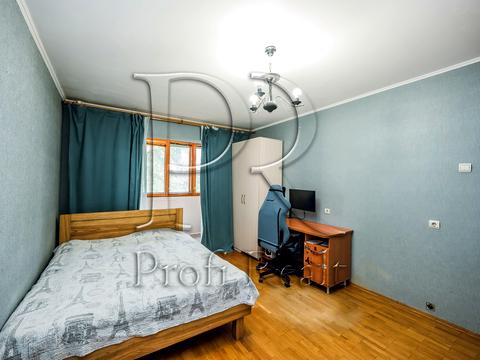 квартира за адресою Ревуцького вул., 42-Б