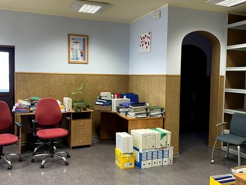 комерційна за адресою Миколи Міхновського бульв. (Дружби Народів), 14-16