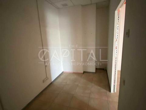 комерційна за адресою Глибочицька вул., 32-В