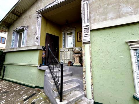 будинок за адресою Богатирська вул., 30а