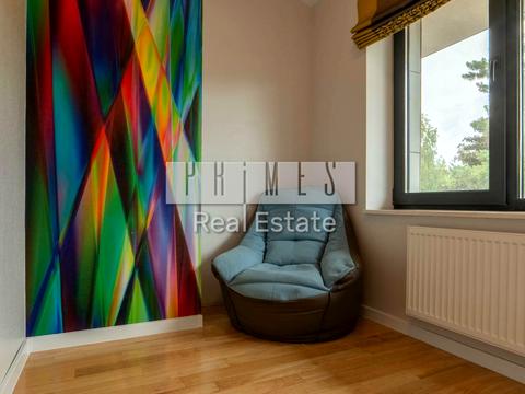 будинок за адресою Молодіжна вул.