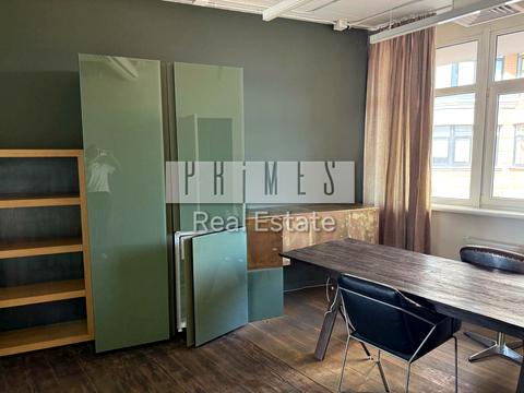 комерційна за адресою Лесі Українки бульв., 6