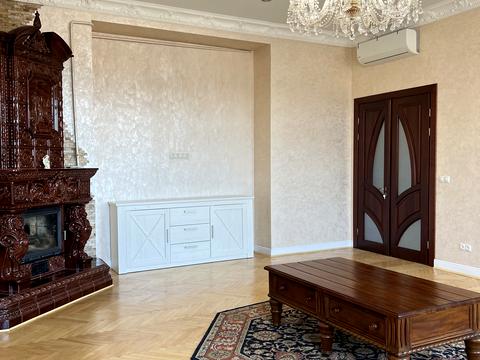 квартира за адресою Свободи просп. (), 22