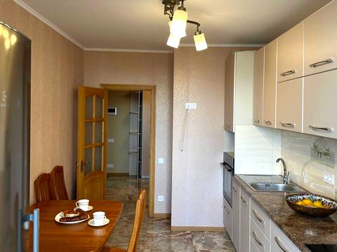 квартира за адресою Драгоманова вул., 31