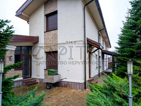 комерційна за адресою Центральна вул., 49